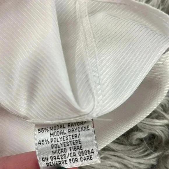 Bugatchi Uomo Fresh White Satin Twill Button-Down Collared Shirt, M - Picture 9 of 11